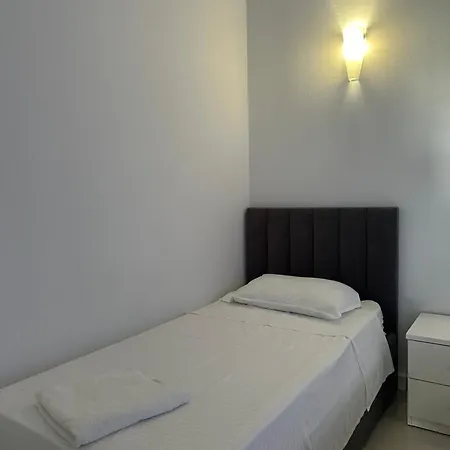 El Sabor * Golem (Tirana)