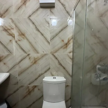 Apartmán El Sabor Golem (Tirana)