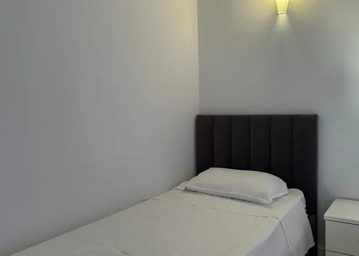 El Sabor * Golem (Tirana)